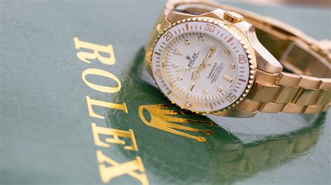 a rolex never tocks|are Rolex watches ticking.